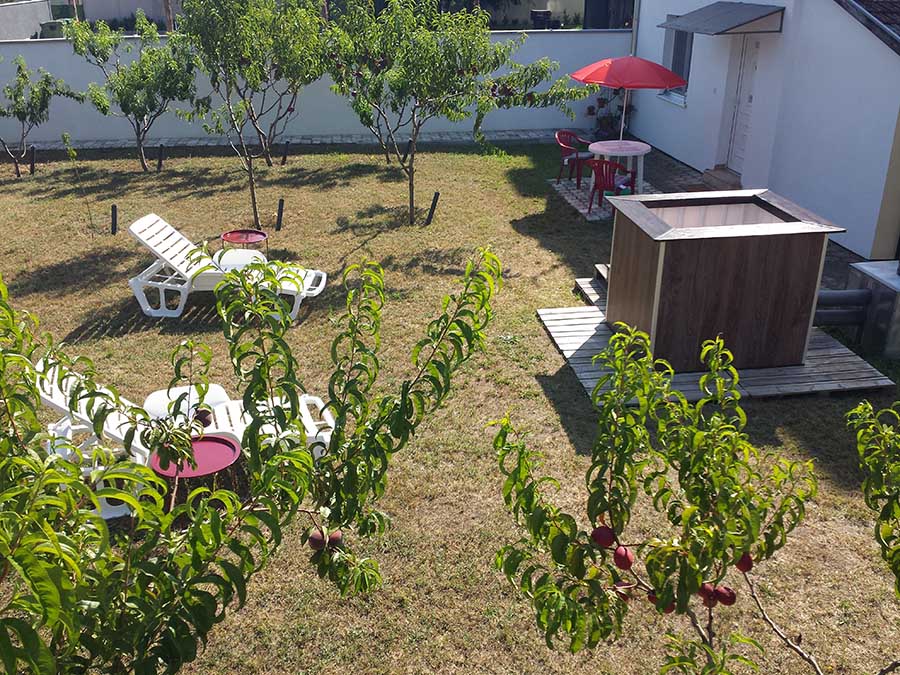 Romantic private wood-fired hot tub experience for couples in Subotica